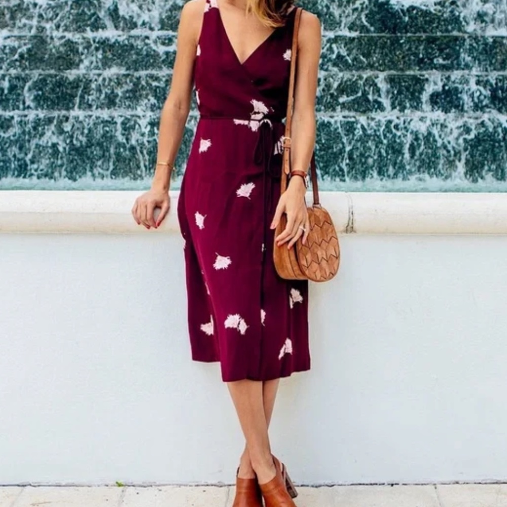 Ann Taylor New but no tag, maroon/burgundy color, A line dress